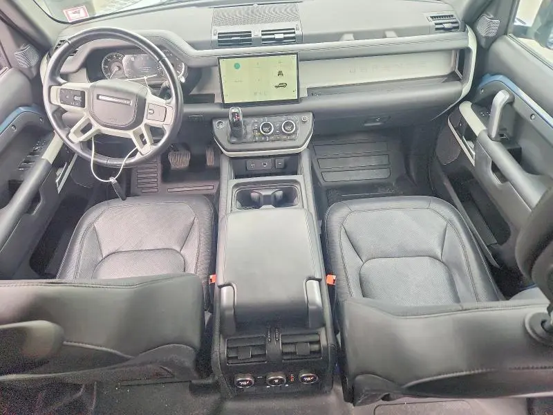 2023 LAND ROVER DEFENDER 110 X-DYNAMIC SE  