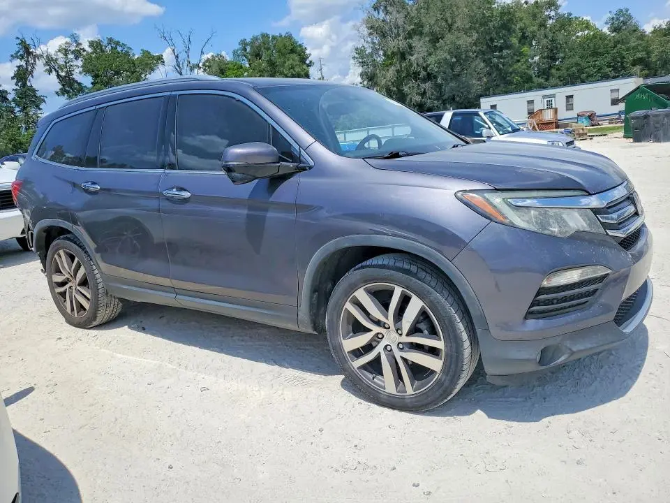 2017 HONDA PILOT TOURING  