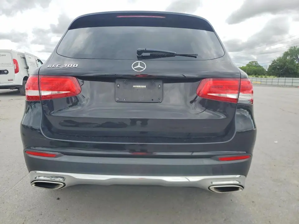 2016 MERCEDES-BENZ GLC 300  