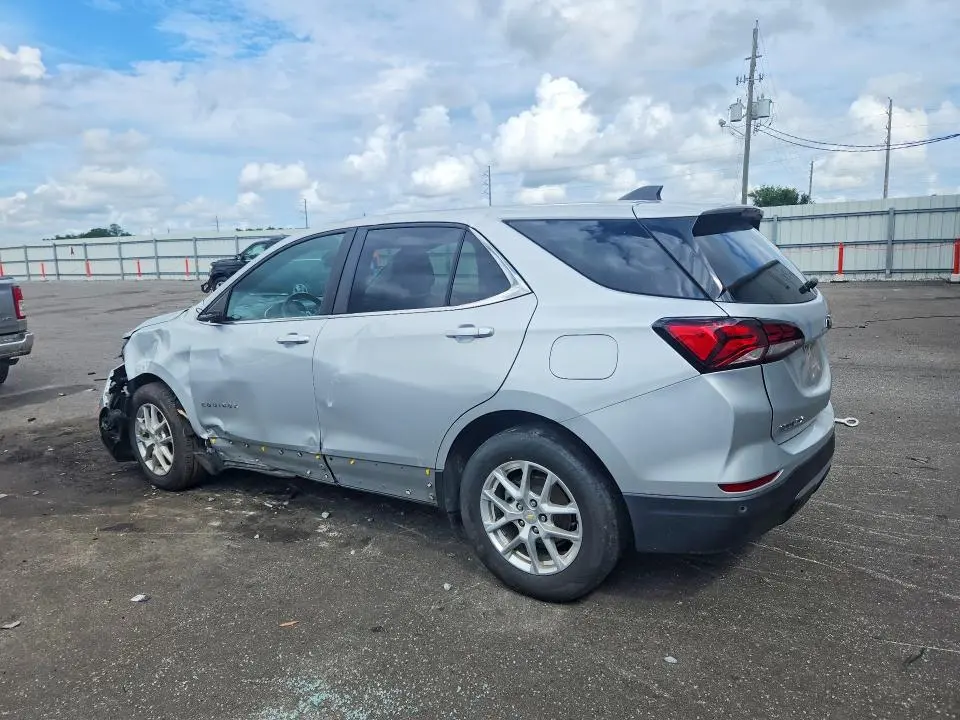 2022 CHEVROLET EQUINOX LT  
