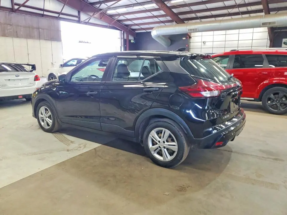 2021 NISSAN KICKS S  