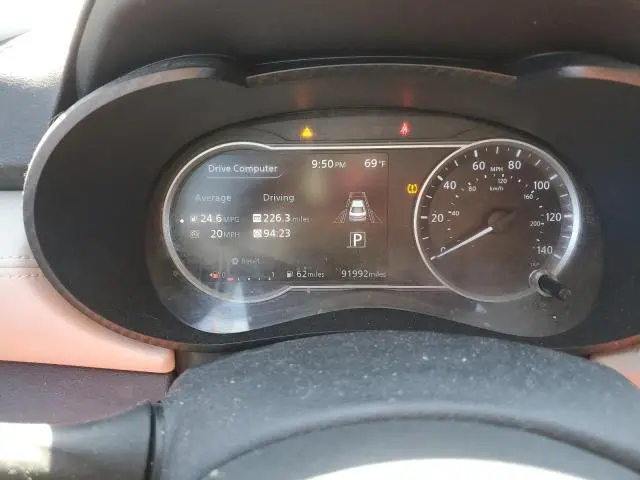 2020 NISSAN VERSA SV  