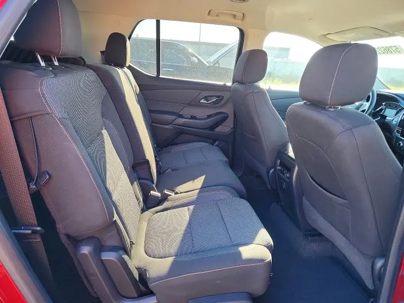 2020 CHEVROLET TRAVERSE LT  