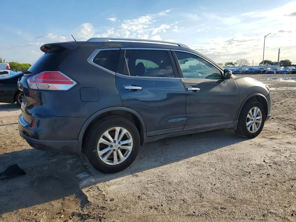 2015 NISSAN ROGUE SV  