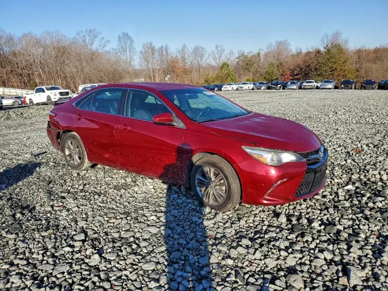 2015 TOYOTA CAMRY LE  