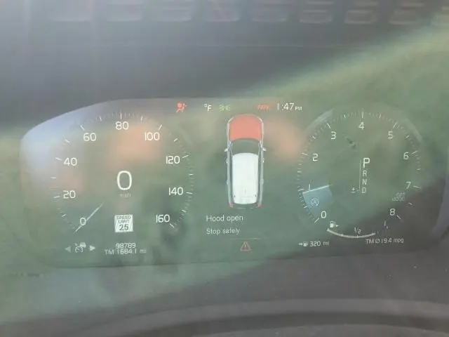 2016 VOLVO XC90 T6  
