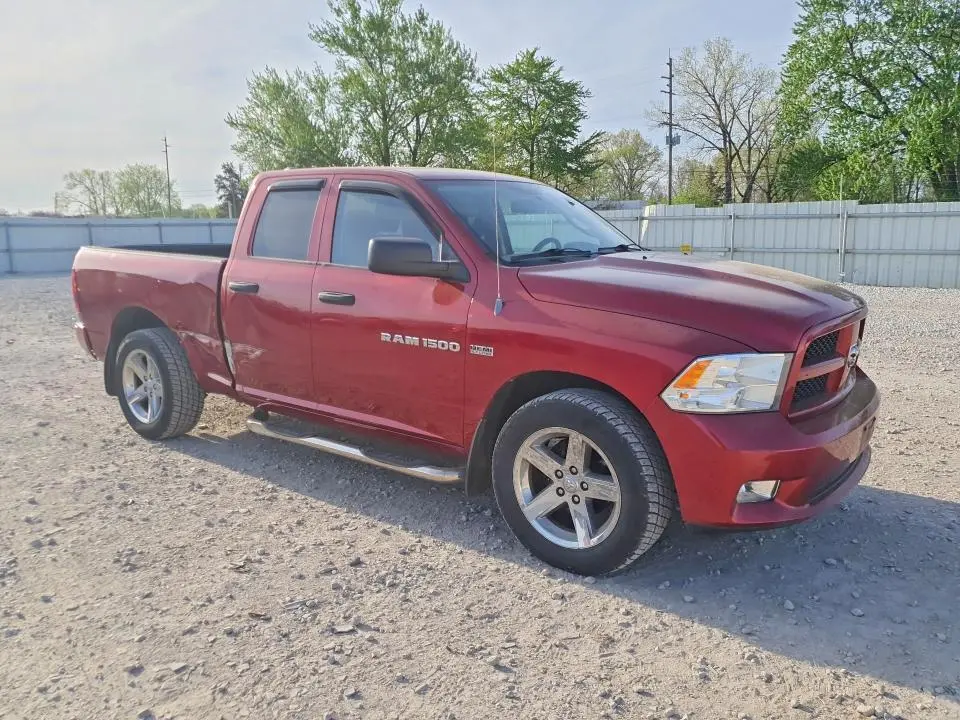 2012 DODGE RAM 1500 ST  