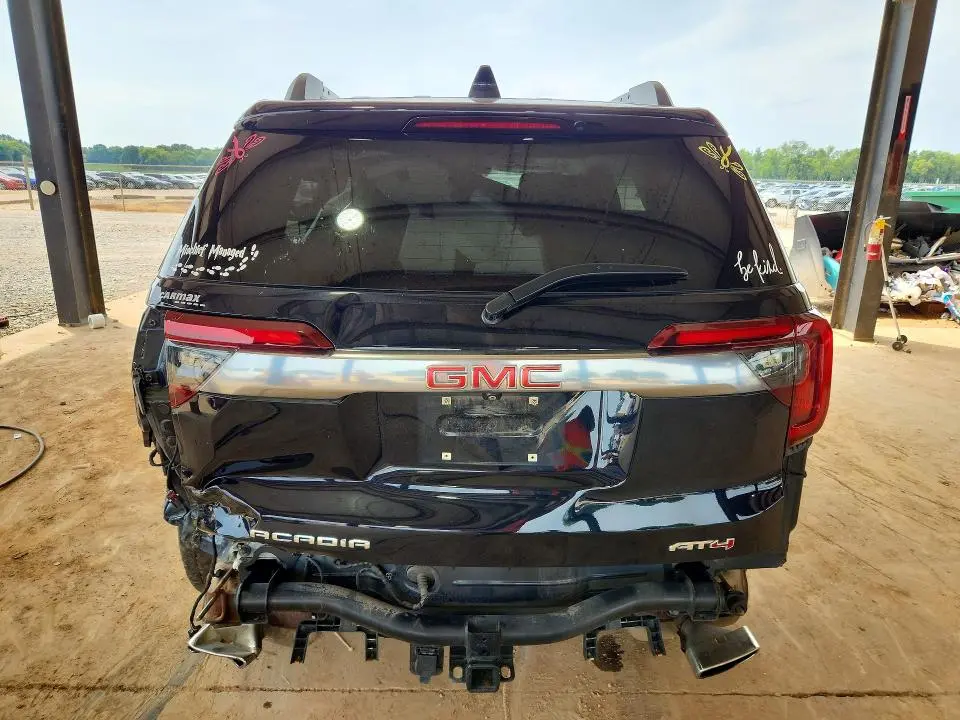 2021 GMC ACADIA AT4  