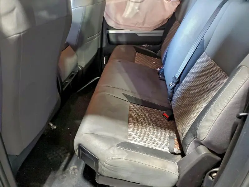 2018 TOYOTA TUNDRA DOUBLE CAB SR  