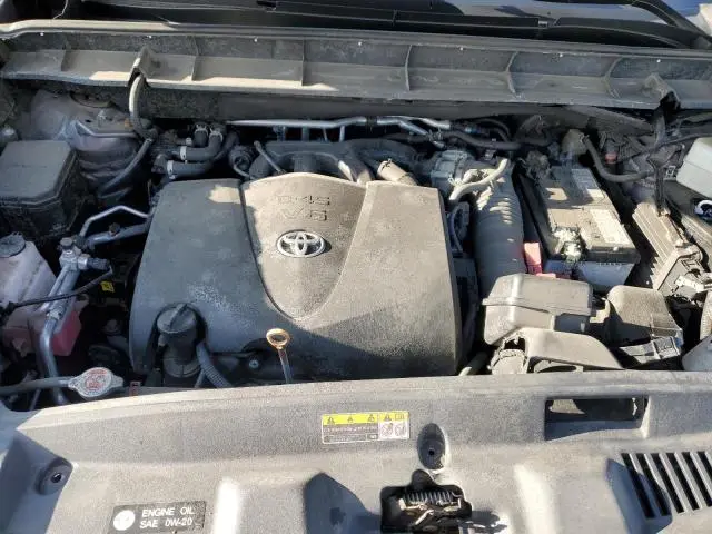 2022 TOYOTA HIGHLANDER PLATINUM  