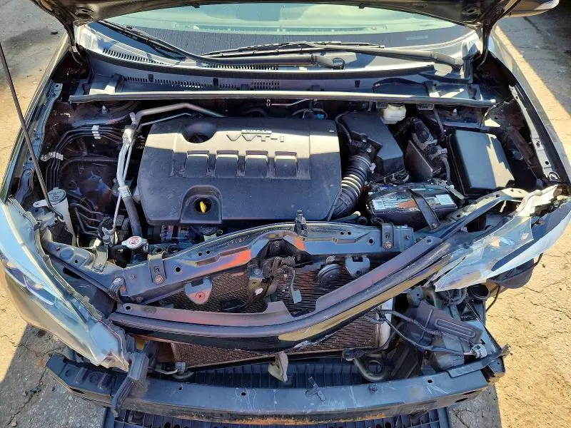 2018 TOYOTA COROLLA SE  