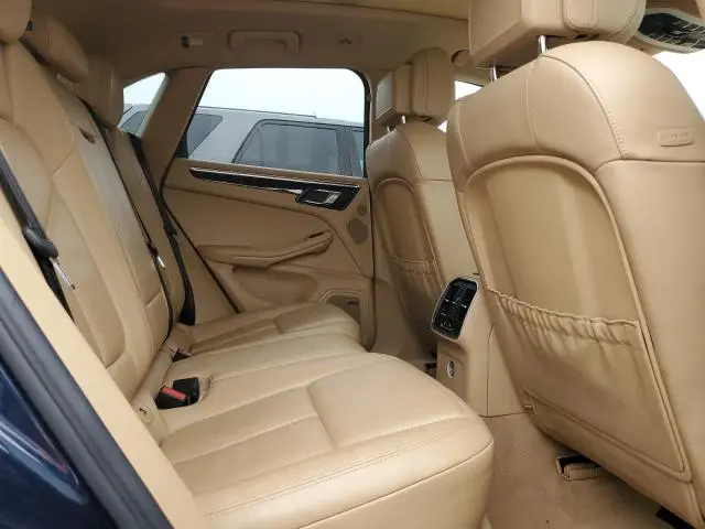 2016 PORSCHE MACAN S  