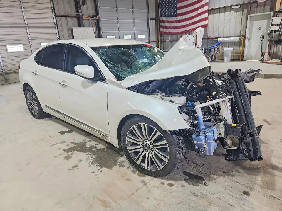 2016 KIA CADENZA LUXURY  