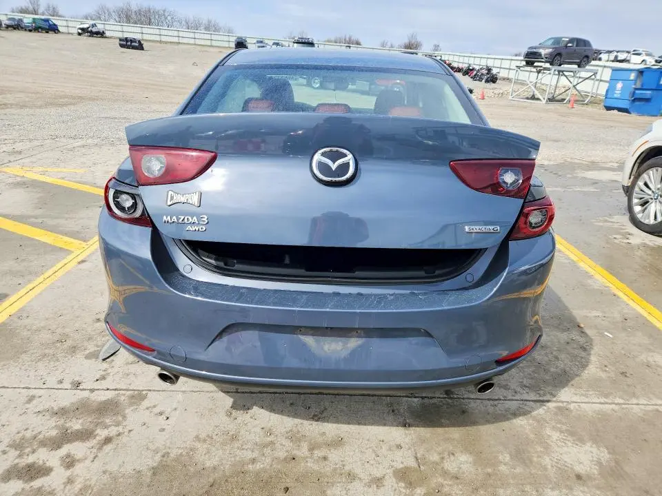 2024 MAZDA 3 PREFERRED  