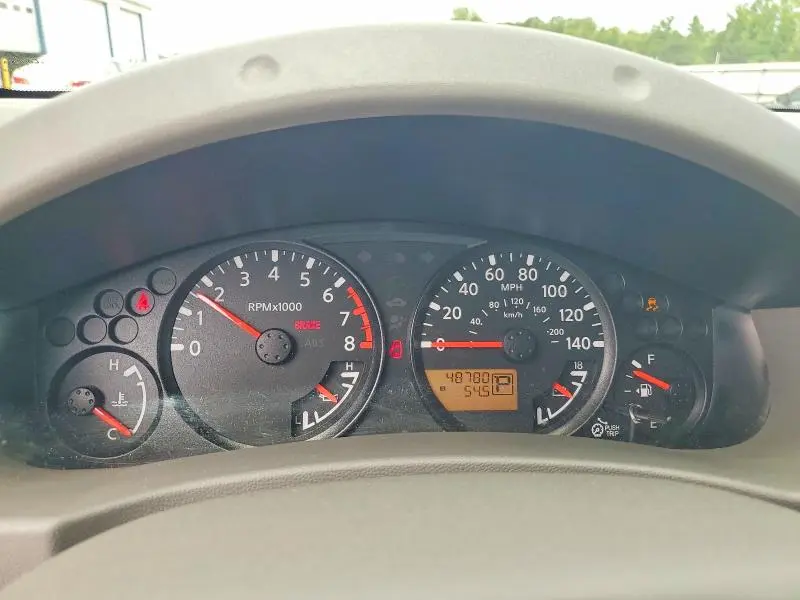 2013 NISSAN FRONTIER S  