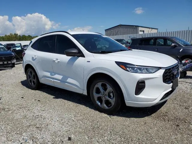 2023 FORD ESCAPE ST LINE  