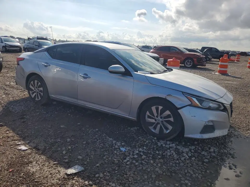 2020 NISSAN ALTIMA S  
