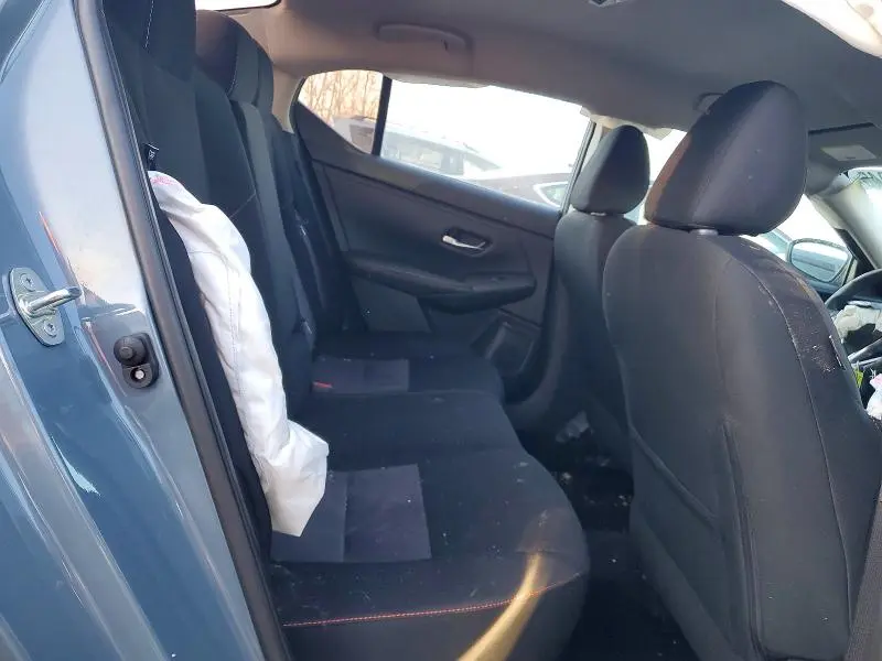 2024 NISSAN SENTRA SR  