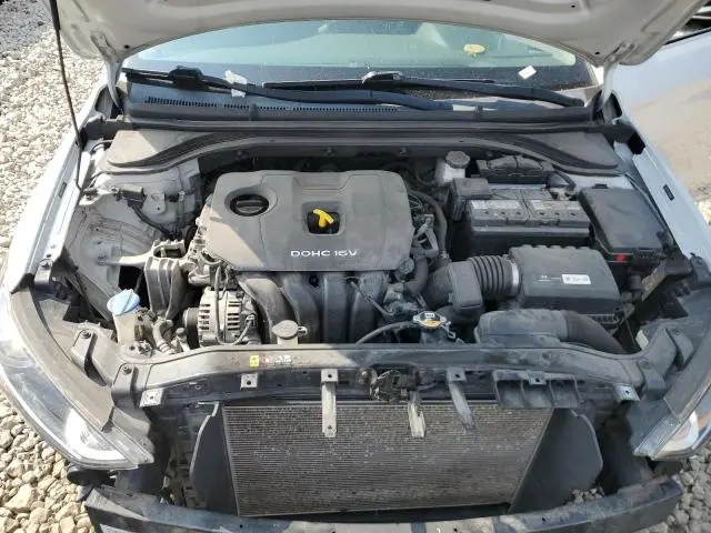 2018 HYUNDAI ELANTRA SE  