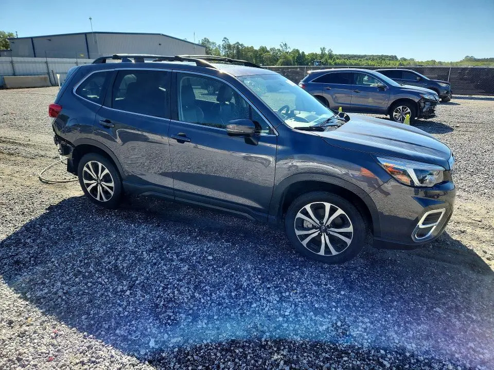 2021 SUBARU FORESTER LIMITED  
