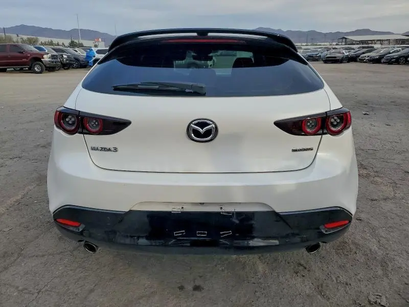 2019 MAZDA 3   