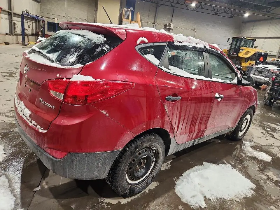 2010 HYUNDAI TUCSON GLS  