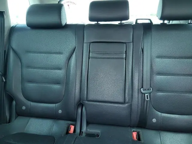 2012 VOLKSWAGEN TOUAREG V6  
