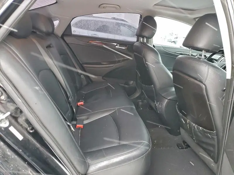 2011 HYUNDAI SONATA SE  