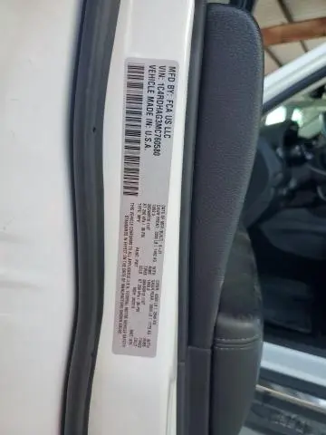 2021 DODGE DURANGO SXT  