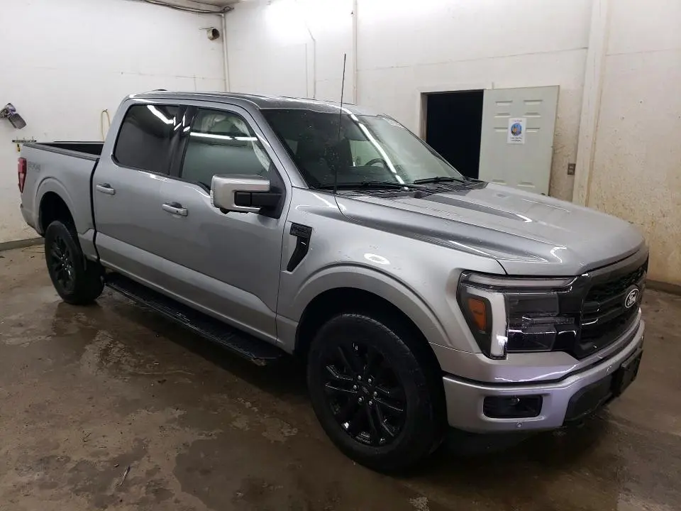 2025 FORD F150 LARIAT  