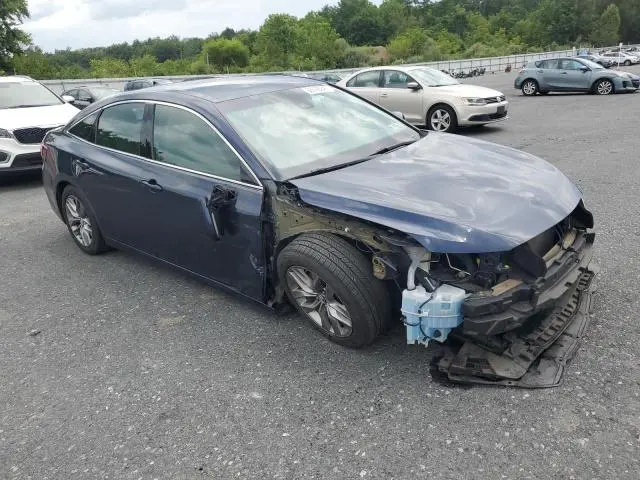 2019 TOYOTA AVALON XLE  