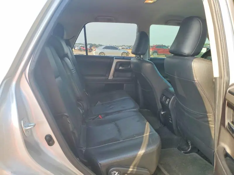 2014 TOYOTA 4RUNNER SR5  