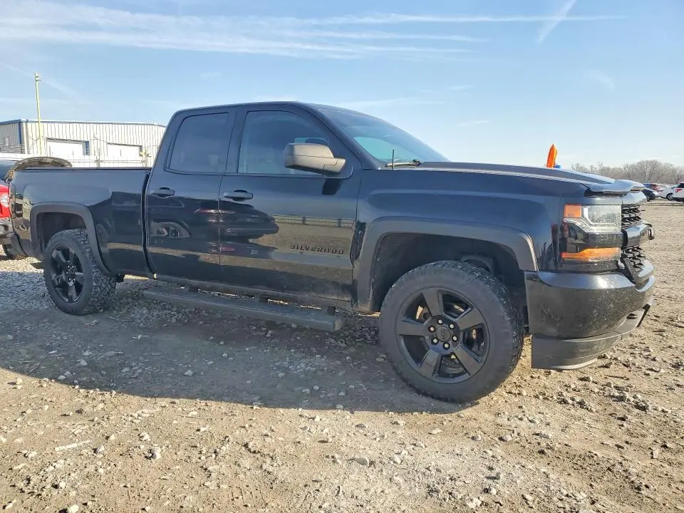 2017 CHEVROLET SILVERADO K1500 CUSTOM  
