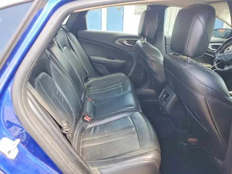 2015 CHRYSLER 200 C  
