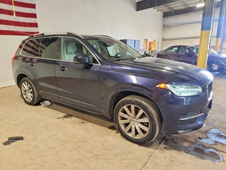 2016 VOLVO XC90 T6  