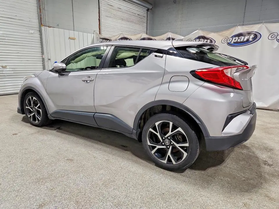 2019 TOYOTA C-HR XLE  