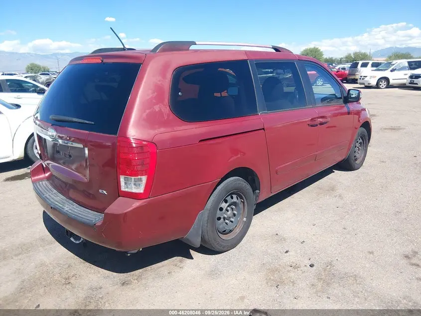 2014 KIA SEDONA LX