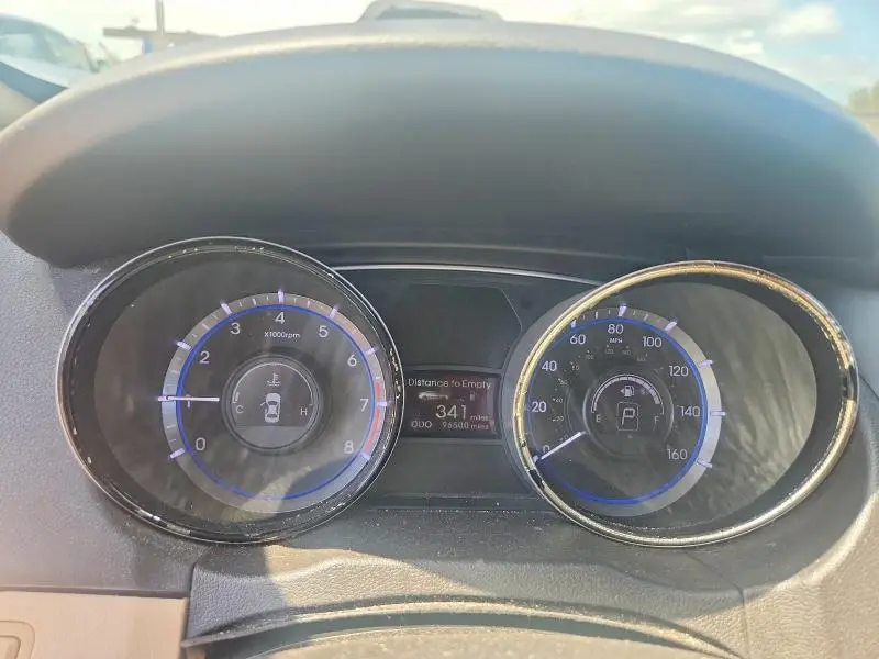 2013 HYUNDAI SONATA GLS  