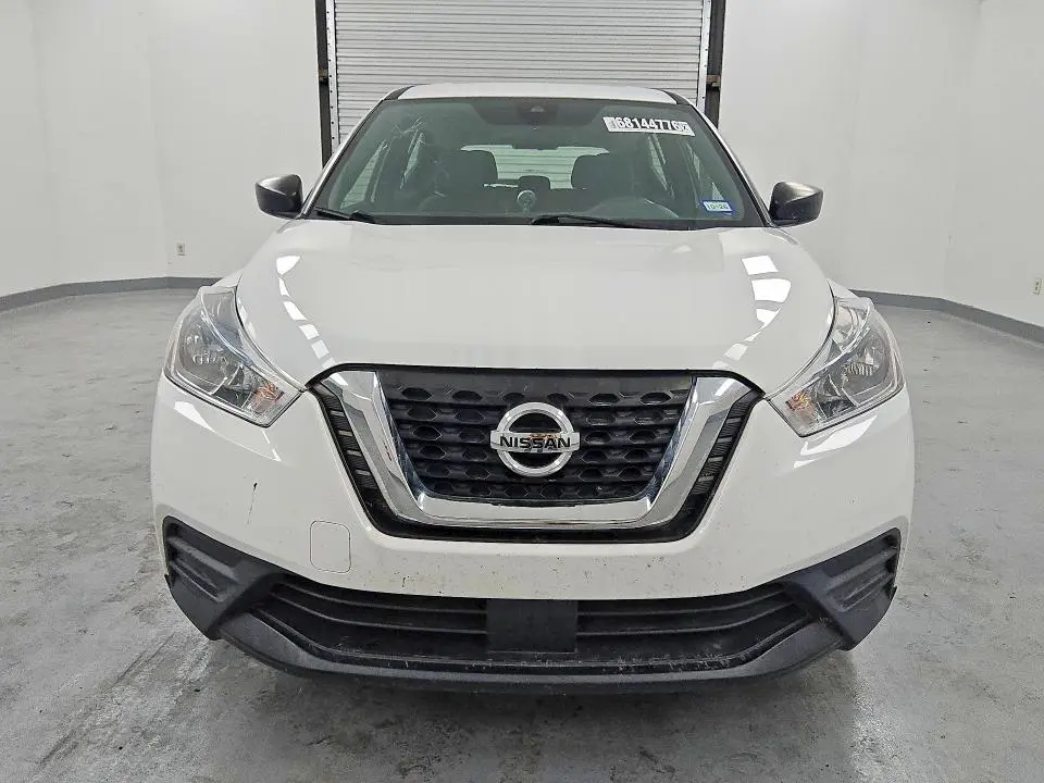 2020 NISSAN KICKS S  