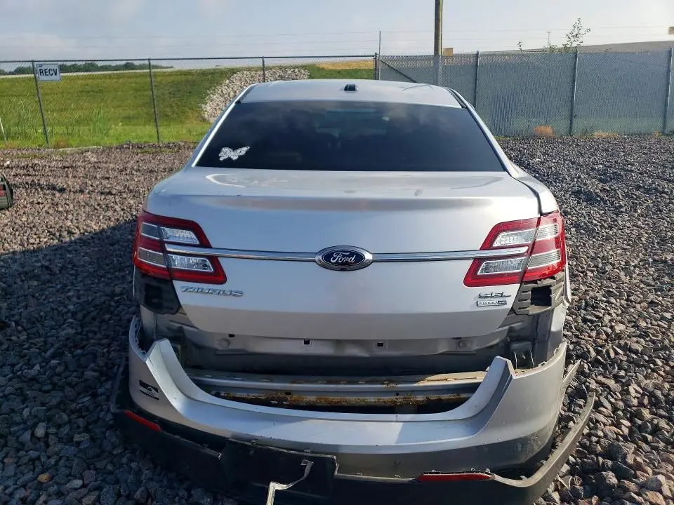 2016 FORD TAURUS SEL  
