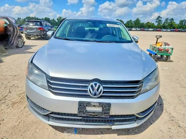 2012 VOLKSWAGEN PASSAT S  