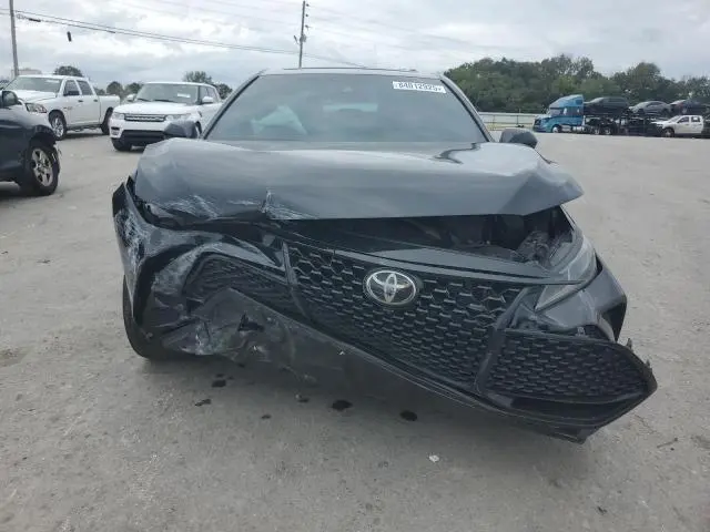 2019 TOYOTA AVALON XLE  