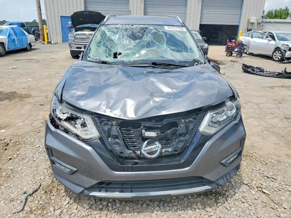 2018 NISSAN ROGUE SL  