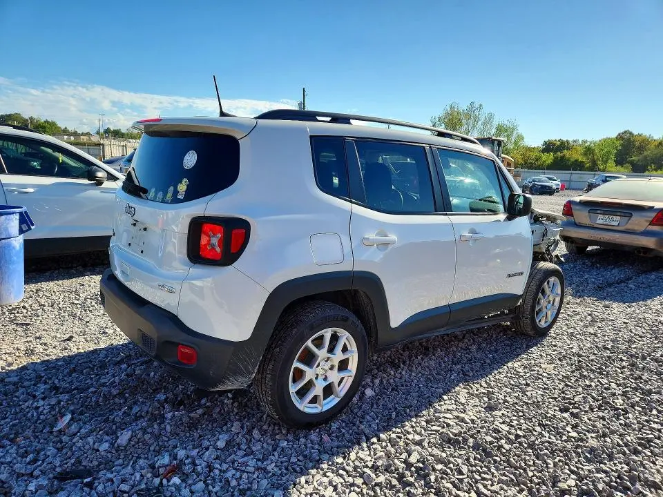 2022 JEEP RENEGADE LATITUDE  