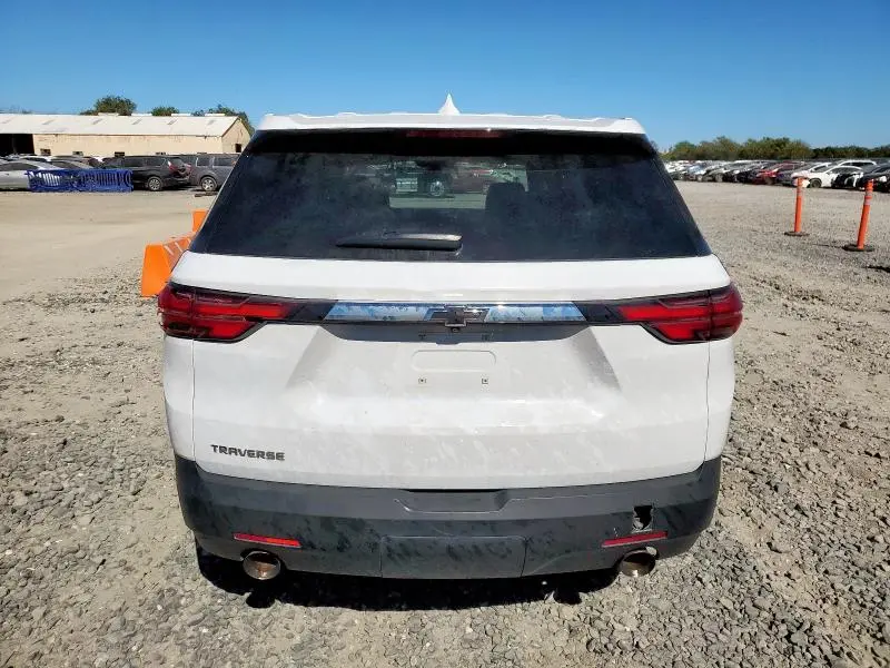 2022 CHEVROLET TRAVERSE LS  