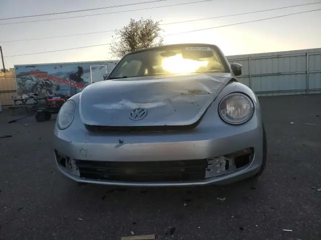 2013 VOLKSWAGEN BEETLE   