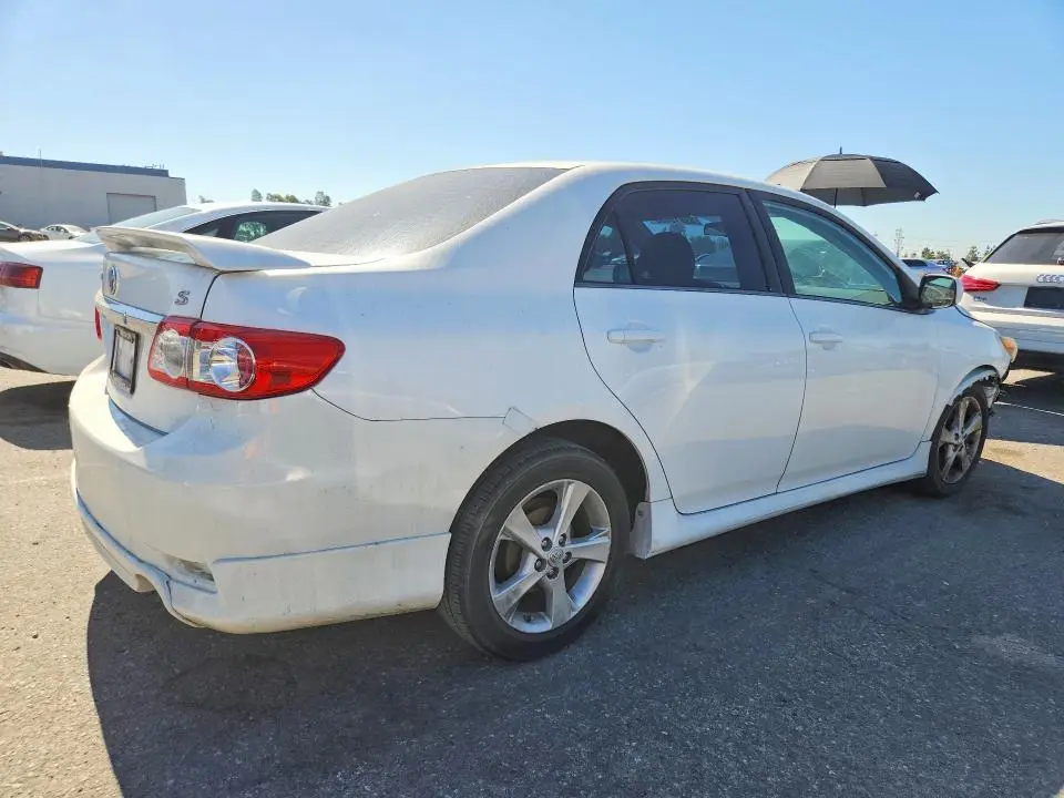 2013 TOYOTA COROLLA S  
