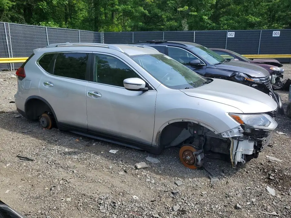 2020 NISSAN ROGUE SV  