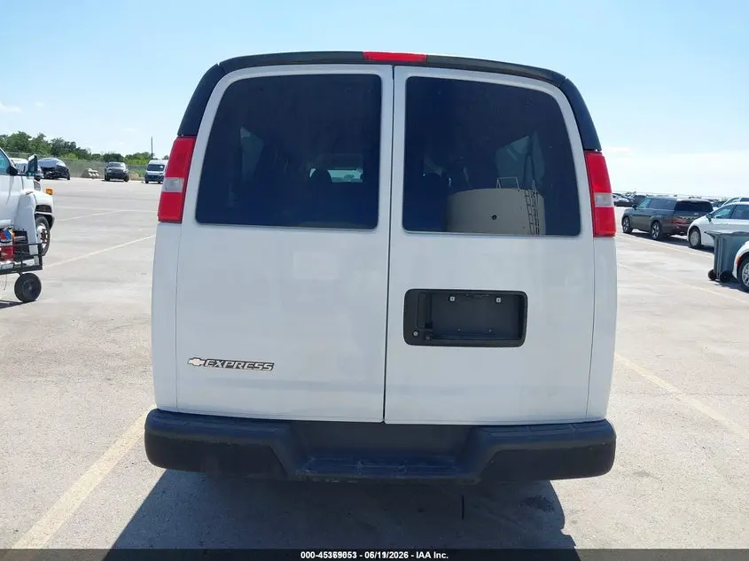 2019 CHEVROLET EXPRESS 3500 LS