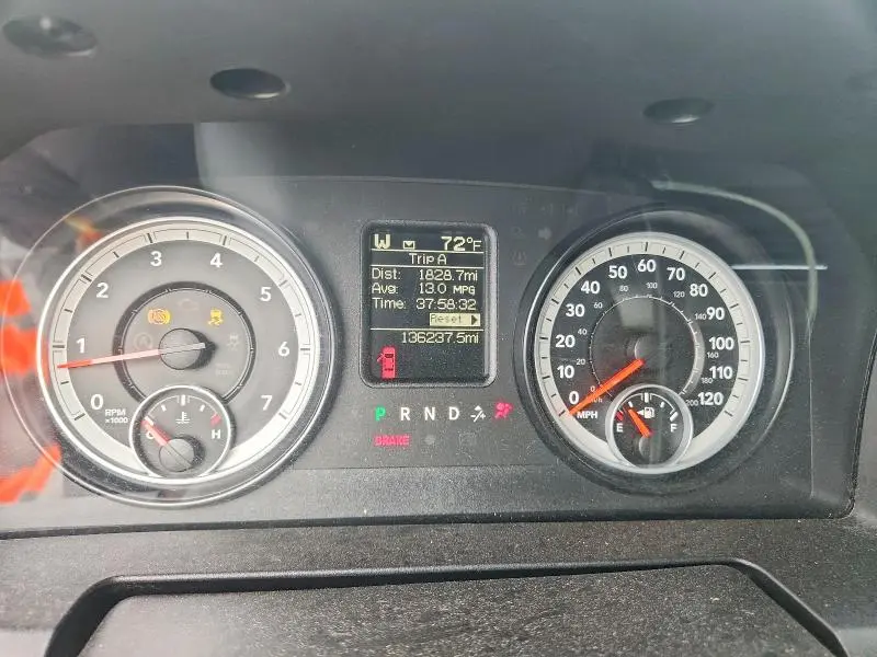 2014 RAM 1500 ST  